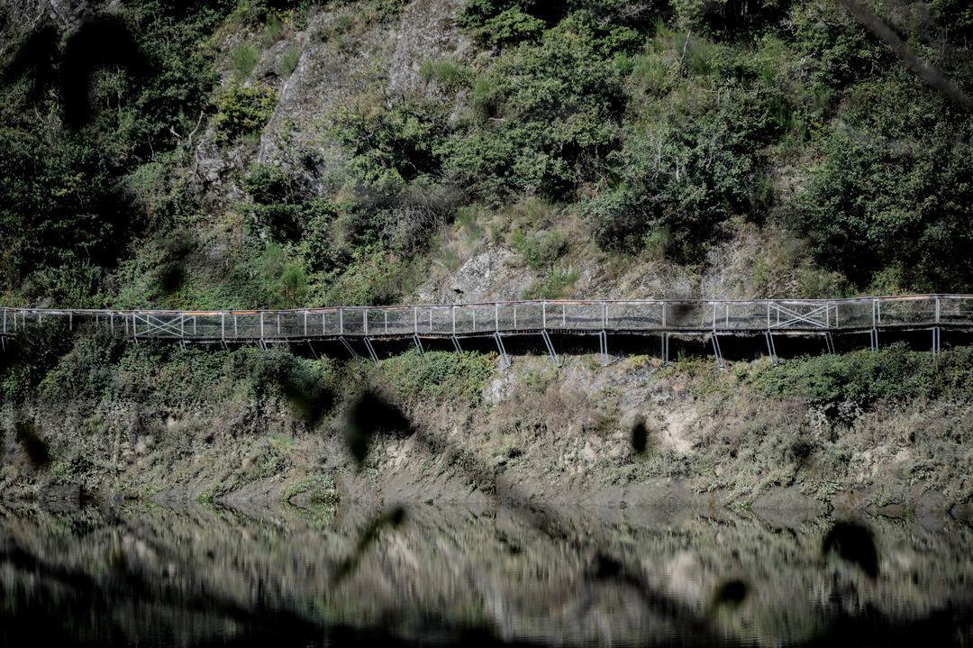 Scenic Vianden Boardwalk: Ourdall River Bridge Hike